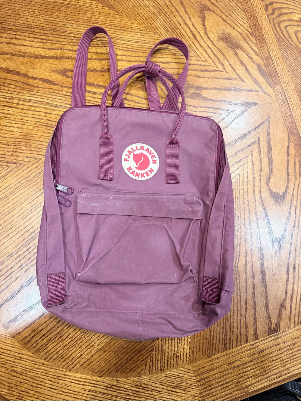 Fjällräven Kånken Mini Backpack in Plum